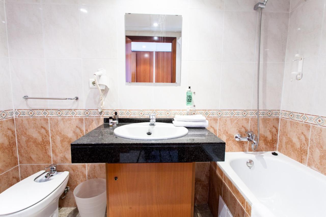 Hotel Calafell Platja Mar ภายนอก รูปภาพ