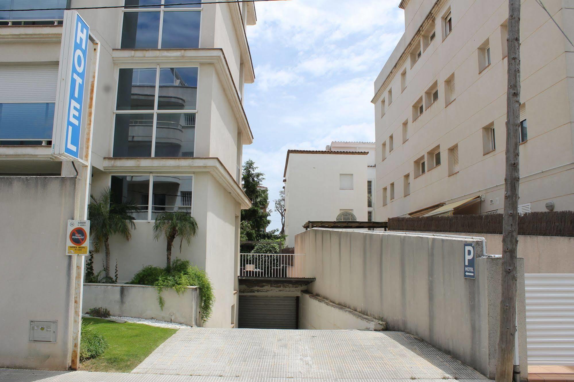 Hotel Calafell Platja Mar ภายนอก รูปภาพ